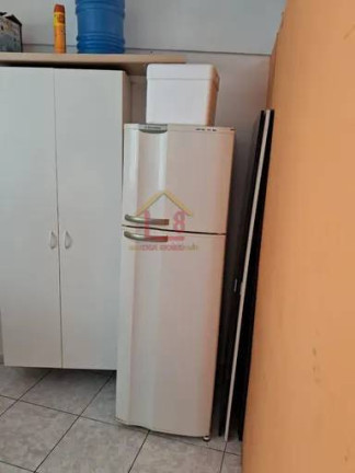 Imagem Kitnet com 1 Quarto à Venda, 31 m² Imagem Kitnet com 1 Quarto à Venda, 31 m²