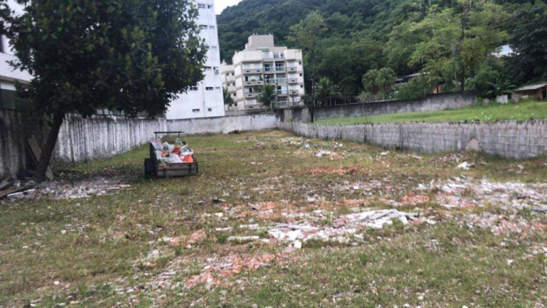Imagem Terreno à Venda, 1.008 m² em Enseada - Guarujá