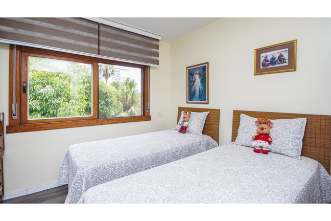 Imagem Apartamento com 3 Quartos à Venda, 120 m² em Menino Deus - Porto Alegre Imagem Apartamento com 3 Quartos à Venda, 120 m² em Menino Deus - Porto Alegre