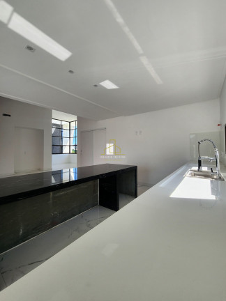 Imagem Casa com 3 Quartos à Venda, 220 m² em Alphaville Jacuhy - Serra Imagem Casa com 3 Quartos à Venda, 220 m² em Alphaville Jacuhy - Serra