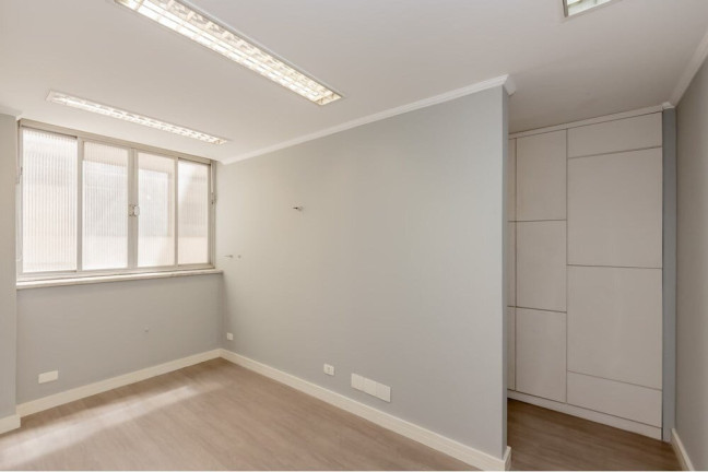 Sala Comercial à Venda, 260 m² em República - São Paulo