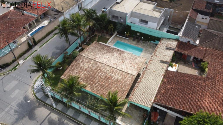 Imagem Casa com 3 Quartos à Venda, 300 m² em Canto Do Forte - Praia Grande Imagem Casa com 3 Quartos à Venda, 300 m² em Canto Do Forte - Praia Grande