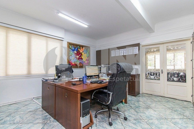 Imagem Casa com 5 Quartos à Venda, 800 m² em Jardim Botânico - Porto Alegre Imagem Casa com 5 Quartos à Venda, 800 m² em Jardim Botânico - Porto Alegre