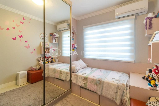 Imagem Apartamento com 3 Quartos à Venda, 131 m² em Centro - Balneário Camboriú Imagem Apartamento com 3 Quartos à Venda, 131 m² em Centro - Balneário Camboriú