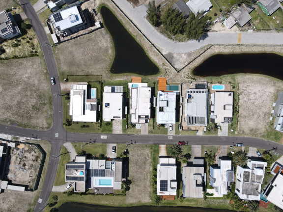 Imagem Consultório à Venda, 215 m² em Celebration - Xangri-lá