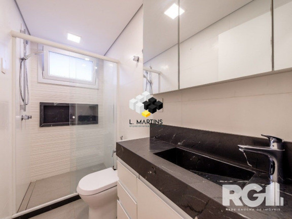 Imagem Casa com 3 Quartos à Venda, 400 m² em Três Figueiras - Porto Alegre Imagem Casa com 3 Quartos à Venda, 400 m² em Três Figueiras - Porto Alegre