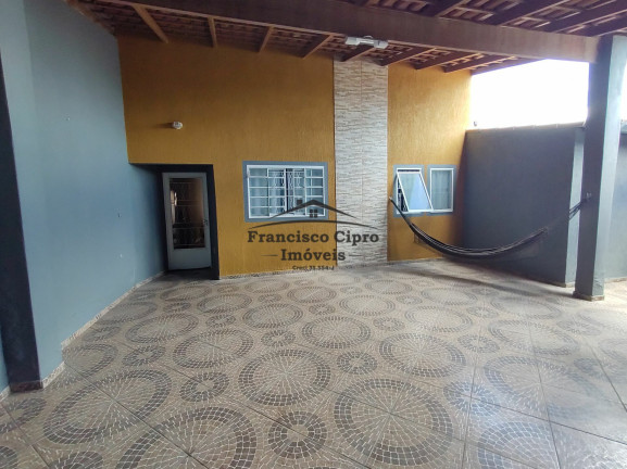 Casa com 4 Quartos à Venda,  em Vila Dos Comerciários Ii - Lorena