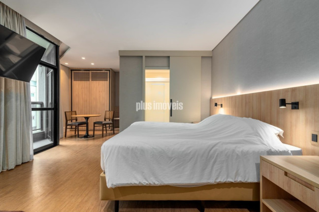 Imagem Imóvel com 1 Quarto à Venda, 42 m² em Jardim Europa - São Paulo Imagem Imóvel com 1 Quarto à Venda, 42 m² em Jardim Europa - São Paulo