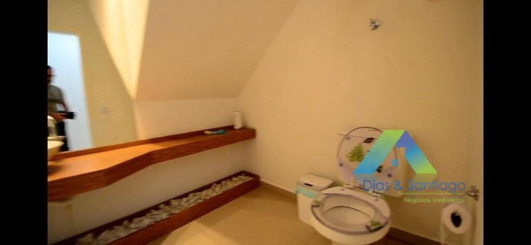 Imagem Casa com 4 Quartos à Venda, 220 m² em Planalto Paulista - São Paulo Imagem Casa com 4 Quartos à Venda, 220 m² em Planalto Paulista - São Paulo