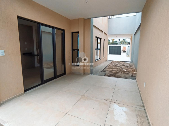 Imagem Casa com 4 Quartos à Venda, 170 m² em Pires Façanha - Eusébio Imagem Casa com 4 Quartos à Venda, 170 m² em Pires Façanha - Eusébio