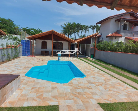 Imagem Casa com 3 Quartos à Venda, 180 m² em Boracéia - Bertioga Imagem Casa com 3 Quartos à Venda, 180 m² em Boracéia - Bertioga