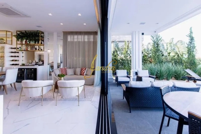 Imagem Casa de Condomínio com 5 Quartos à Venda, 472 m² em Centro - Xangri-la
