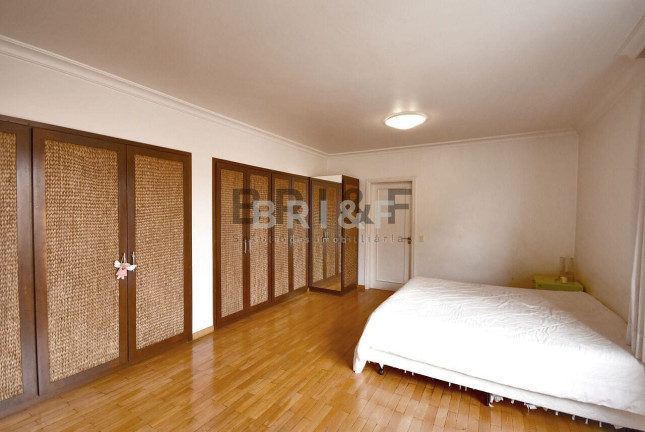 Imagem Sobrado com 3 Quartos à Venda, 360 m² em Planalto Paulista - São Paulo Imagem Sobrado com 3 Quartos à Venda, 360 m² em Planalto Paulista - São Paulo