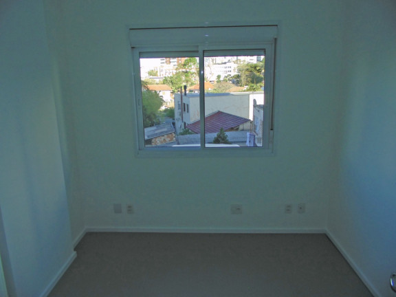 Imagem Apartamento com 3 Quartos à Venda, 71 m² em Passo Da Areia - Porto Alegre