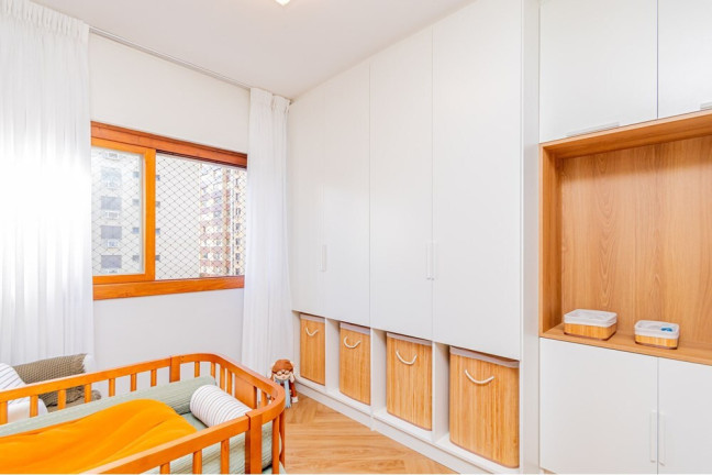 Imagem Apartamento com 3 Quartos à Venda, 120 m² em Menino Deus - Porto Alegre Imagem Apartamento com 3 Quartos à Venda, 120 m² em Menino Deus - Porto Alegre
