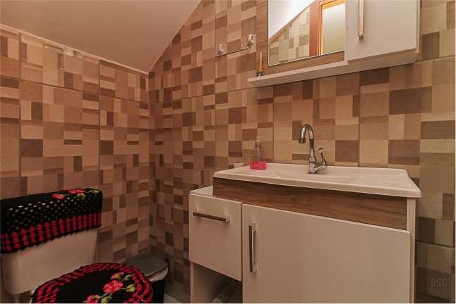 Imagem Casa com 2 Quartos à Venda, em Nonoai - Porto Alegre Imagem Casa com 2 Quartos à Venda, em Nonoai - Porto Alegre