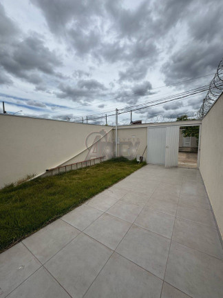 Imagem Casa com 3 Quartos à Venda, 125 m² em Alcides Rabelo - Montes Claros Imagem Casa com 3 Quartos à Venda, 125 m² em Alcides Rabelo - Montes Claros
