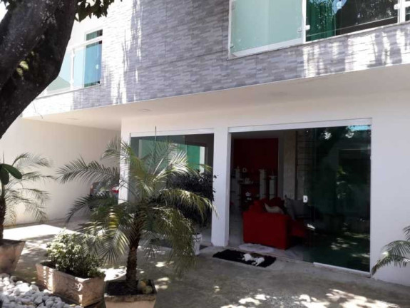 Imagem Imóvel com 4 Quartos à Venda, 208 m² em Campo Grande - Rio De Janeiro Imagem Imóvel com 4 Quartos à Venda, 208 m² em Campo Grande - Rio De Janeiro