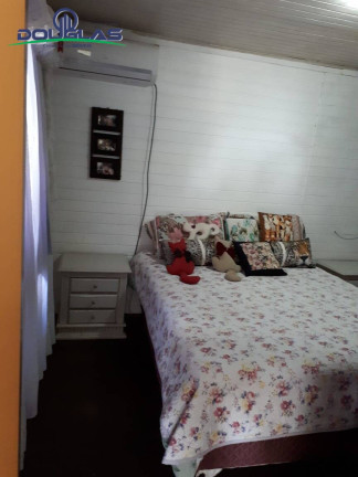 Imagem Casa com 2 Quartos à Venda, 540 m² em águas Claras - Viamão