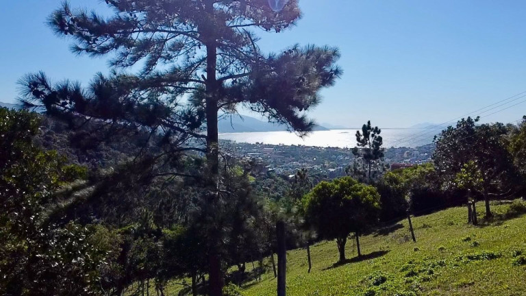 Terreno à Venda, 899 m² em Praia Da Silveira - Garopaba