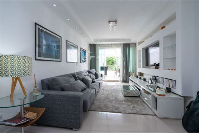 Imagem Casa com 3 Quartos à Venda, 130 m² em Vila Marari - São Paulo Imagem Casa com 3 Quartos à Venda, 130 m² em Vila Marari - São Paulo