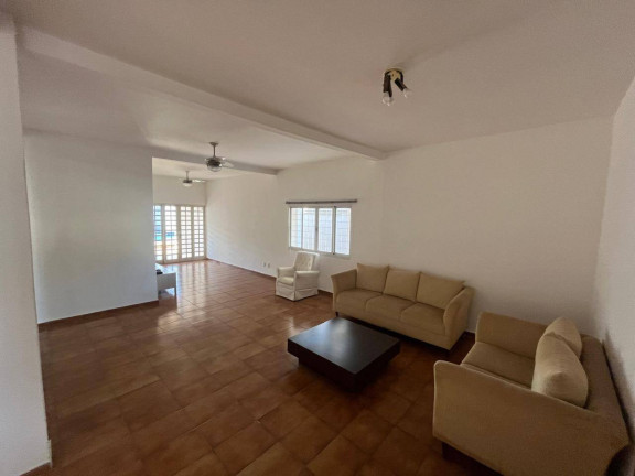 Imagem Casa com 3 Quartos à Venda, 311 m² em Cuiabá Imagem Casa com 3 Quartos à Venda, 311 m² em Cuiabá