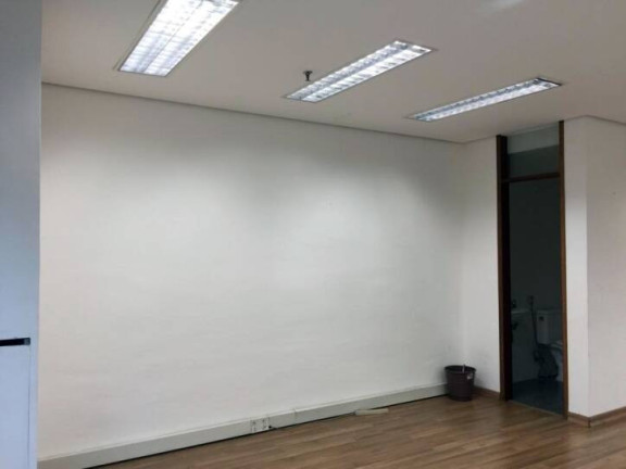 Imagem Sala Comercial para Alugar, 40 m² em Alphaville - Santana De Parnaíba Imagem Sala Comercial para Alugar, 40 m² em Alphaville - Santana De Parnaíba