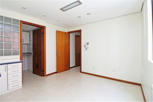 Imagem Imóvel Comercial à Venda, 35 m² em Rio Branco - Porto Alegre Imagem Imóvel Comercial à Venda, 35 m² em Rio Branco - Porto Alegre