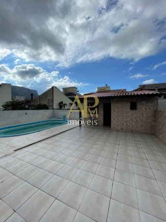 Imagem Casa com 3 Quartos à Venda, 130 m² em Pedra Branca - Palhoça Imagem Casa com 3 Quartos à Venda, 130 m² em Pedra Branca - Palhoça