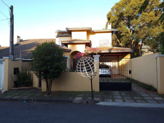 Imagem Casa com 3 Quartos à Venda, 323 m² em Vila Petrópolis - Atibaia Imagem Casa com 3 Quartos à Venda, 323 m² em Vila Petrópolis - Atibaia