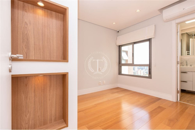 Imagem Apartamento com 3 Quartos à Venda, 131 m² em Mirandópolis - São Paulo