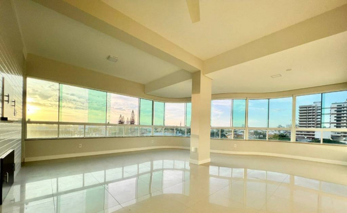 Apartamento com 3 Quartos à Venda, 99 m² em Centro - Capão Da Canoa
