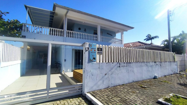 Imagem Sobrado com 4 Quartos à Venda, 240 m² em Itapuã - Pontal Do Paraná Imagem Sobrado com 4 Quartos à Venda, 240 m² em Itapuã - Pontal Do Paraná