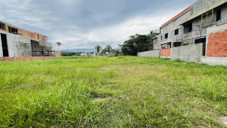 Terreno à Venda, 1.002 m² em Riviera De São Lourenço - Bertioga