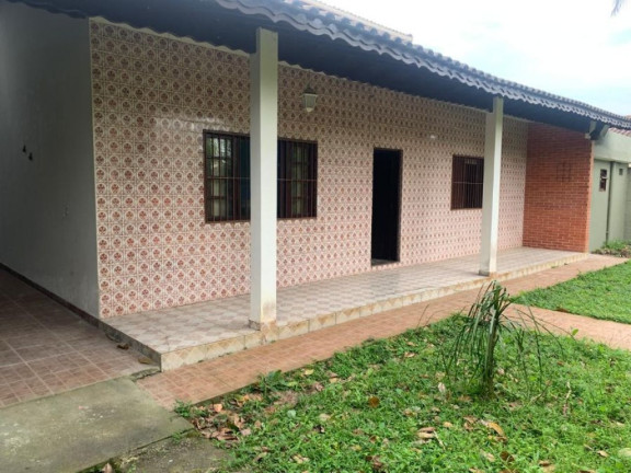 Imagem Casa com 4 Quartos à Venda, 147 m² em Solemar - Praia Grande Imagem Casa com 4 Quartos à Venda, 147 m² em Solemar - Praia Grande