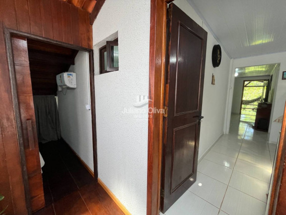 Imagem Sobrado com 5 Quartos à Venda, 258 m² em Barra Do Sai - Itapoá