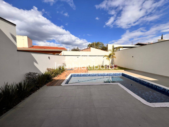 Imagem Casa com 3 Quartos à Venda, 440 m² em Nova Gardênia - Atibaia Imagem Casa com 3 Quartos à Venda, 440 m² em Nova Gardênia - Atibaia