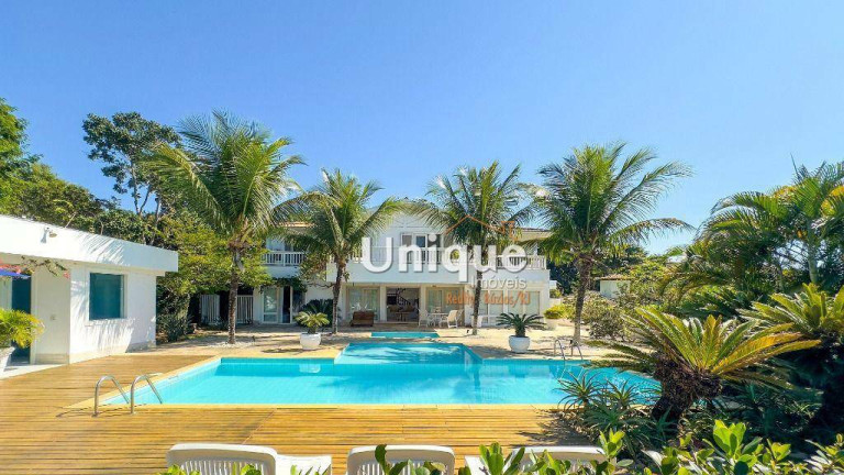 Imagem Casa com 7 Quartos à Venda, 546 m² em Ferradura - Armação Dos Búzios Imagem Casa com 7 Quartos à Venda, 546 m² em Ferradura - Armação Dos Búzios