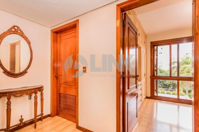 Imagem Imóvel com 3 Quartos à Venda, 244 m² em Petrópolis - Porto Alegre