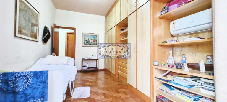 Imagem Apartamento com 3 Quartos à Venda, 114 m² em Leme - Rio De Janeiro Imagem Apartamento com 3 Quartos à Venda, 114 m² em Leme - Rio De Janeiro