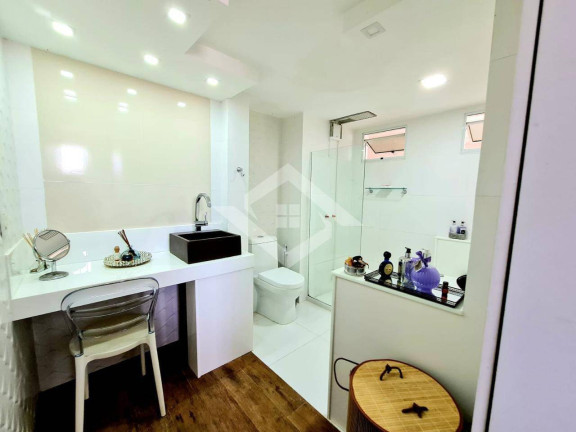 Imagem Casa com 4 Quartos à Venda, 450 m² em Sapê - Niterói Imagem Casa com 4 Quartos à Venda, 450 m² em Sapê - Niterói