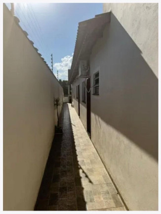 Imagem Casa com 2 Quartos à Venda, 96 m² em Perobal - Arujá Imagem Casa com 2 Quartos à Venda, 96 m² em Perobal - Arujá
