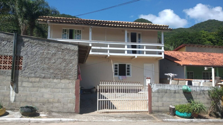 Casa com 4 Quartos à Venda, 140 m² em Pântano Do Sul - Florianópolis