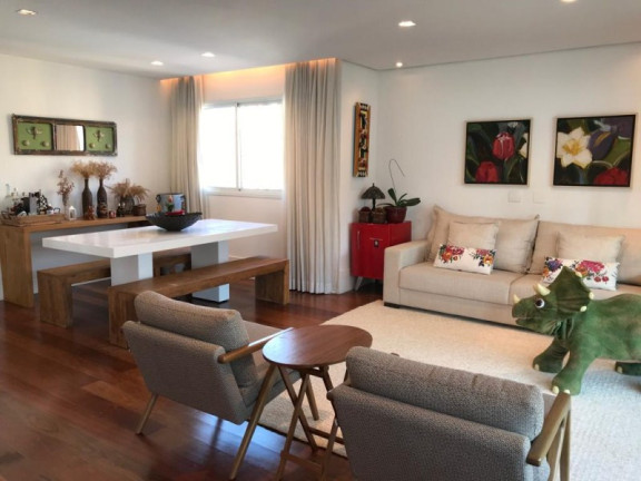 Imagem Imóvel com 4 Quartos à Venda, 300 m² em Moema - São Paulo Imagem Imóvel com 4 Quartos à Venda, 300 m² em Moema - São Paulo