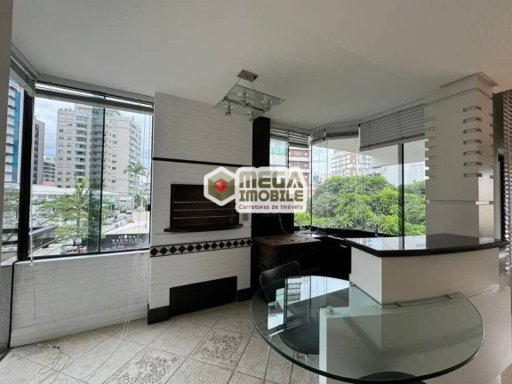 Imagem Apartamento com 4 Quartos à Venda, 271 m² em Centro - Florianópolis Imagem Apartamento com 4 Quartos à Venda, 271 m² em Centro - Florianópolis