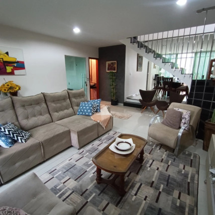Imagem Casa de Condomínio com 3 Quartos à Venda, 259 m² em Jardim Veneza - Senador Canedo Imagem Casa de Condomínio com 3 Quartos à Venda, 259 m² em Jardim Veneza - Senador Canedo