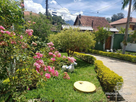 Imagem Casa com 4 Quartos à Venda, 388 m² em Tijuca - Teresópolis Imagem Casa com 4 Quartos à Venda, 388 m² em Tijuca - Teresópolis