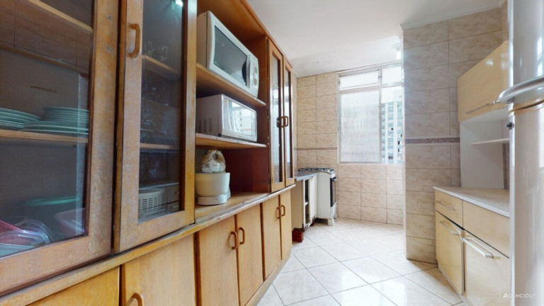 Imagem Imóvel com 4 Quartos à Venda, 95 m² em Cidade Baixa - Porto Alegre Imagem Imóvel com 4 Quartos à Venda, 95 m² em Cidade Baixa - Porto Alegre