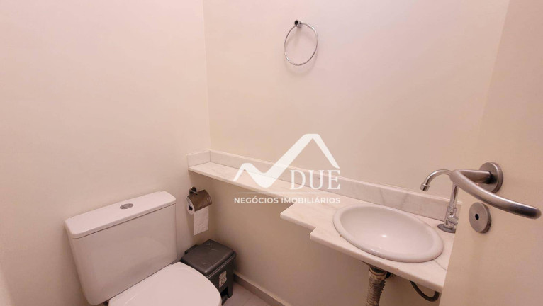 Imagem Apartamento com 3 Quartos à Venda ou Locação, 109 m² em Gonzaga - Santos Imagem Apartamento com 3 Quartos à Venda ou Locação, 109 m² em Gonzaga - Santos