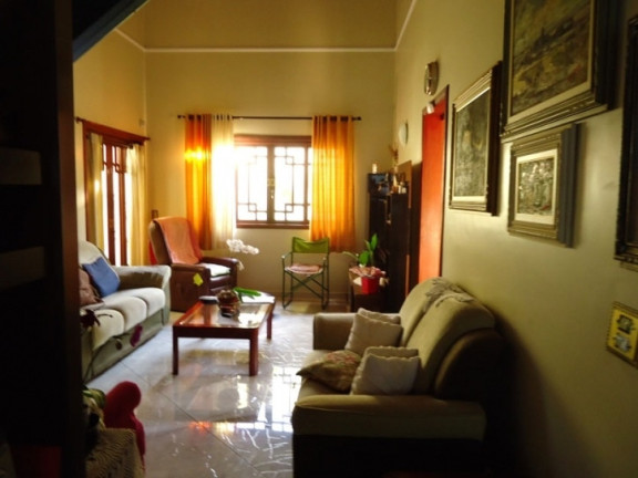Imagem Casa com 3 Quartos à Venda, 300 m² em Prol. Jd. St. Maria - Jacareí Imagem Casa com 3 Quartos à Venda, 300 m² em Prol. Jd. St. Maria - Jacareí